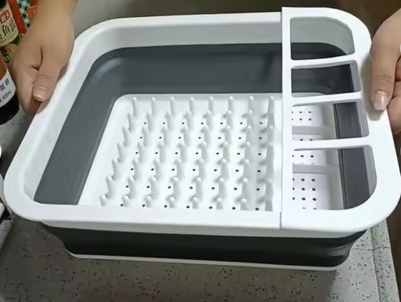 Foldable dish drying rack